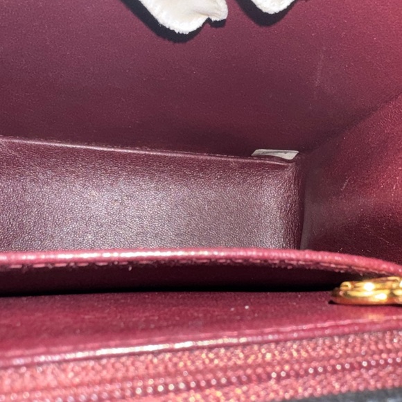 Chanel Classic Black Quilted Bag with Gold Chain - Picture 6 of 8